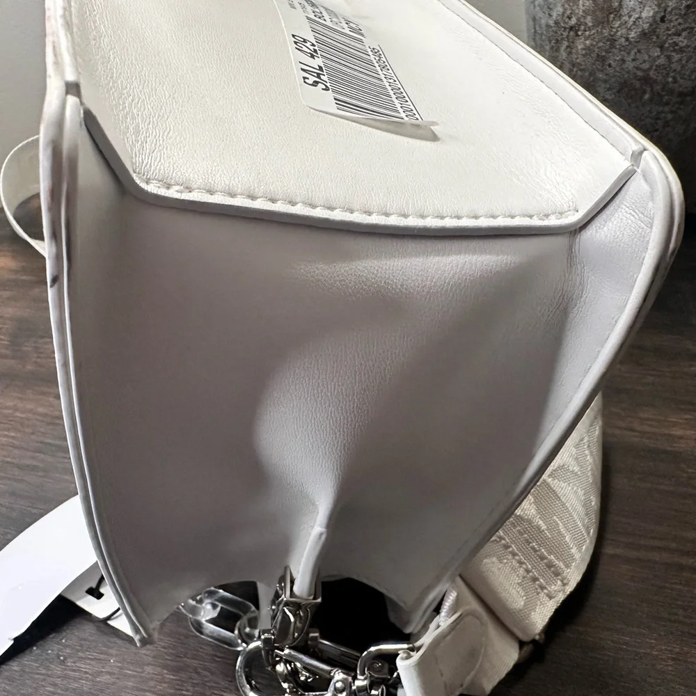 Steve Madden White Crossbody Bag - Picture 15 of 15